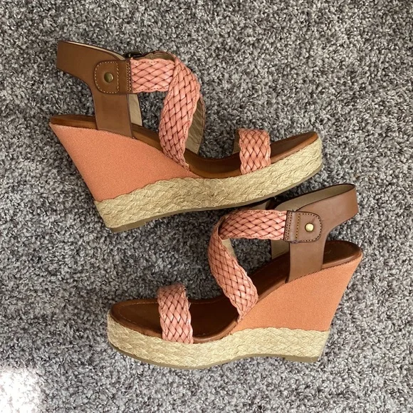 Women’s Aldo Wedge Heels size 8.5 - Picture 5 of 6